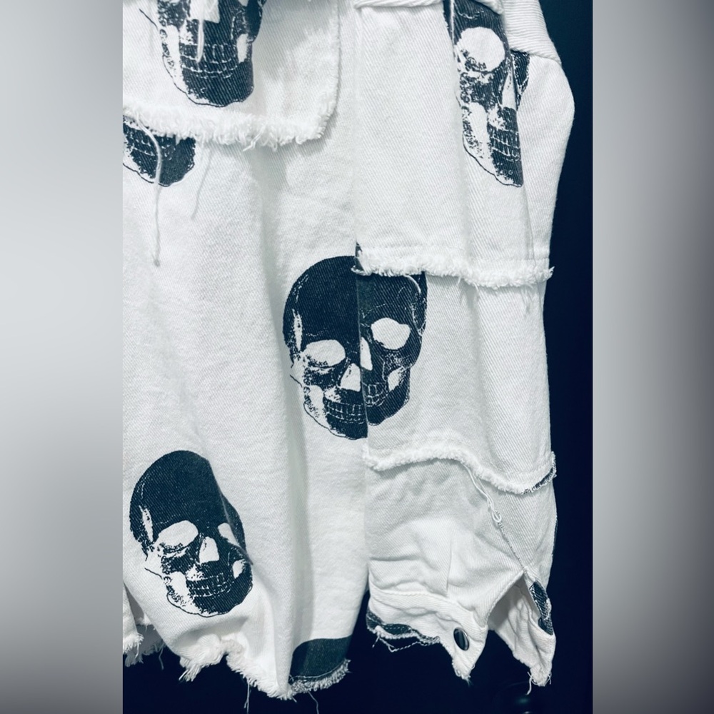 Fantastic Fawn Skull denim Jacket/Shirt… - Picture 9 of 11